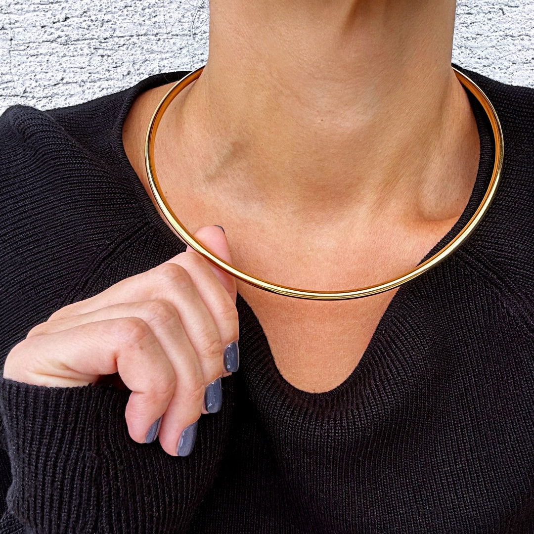 AURA CHOKER