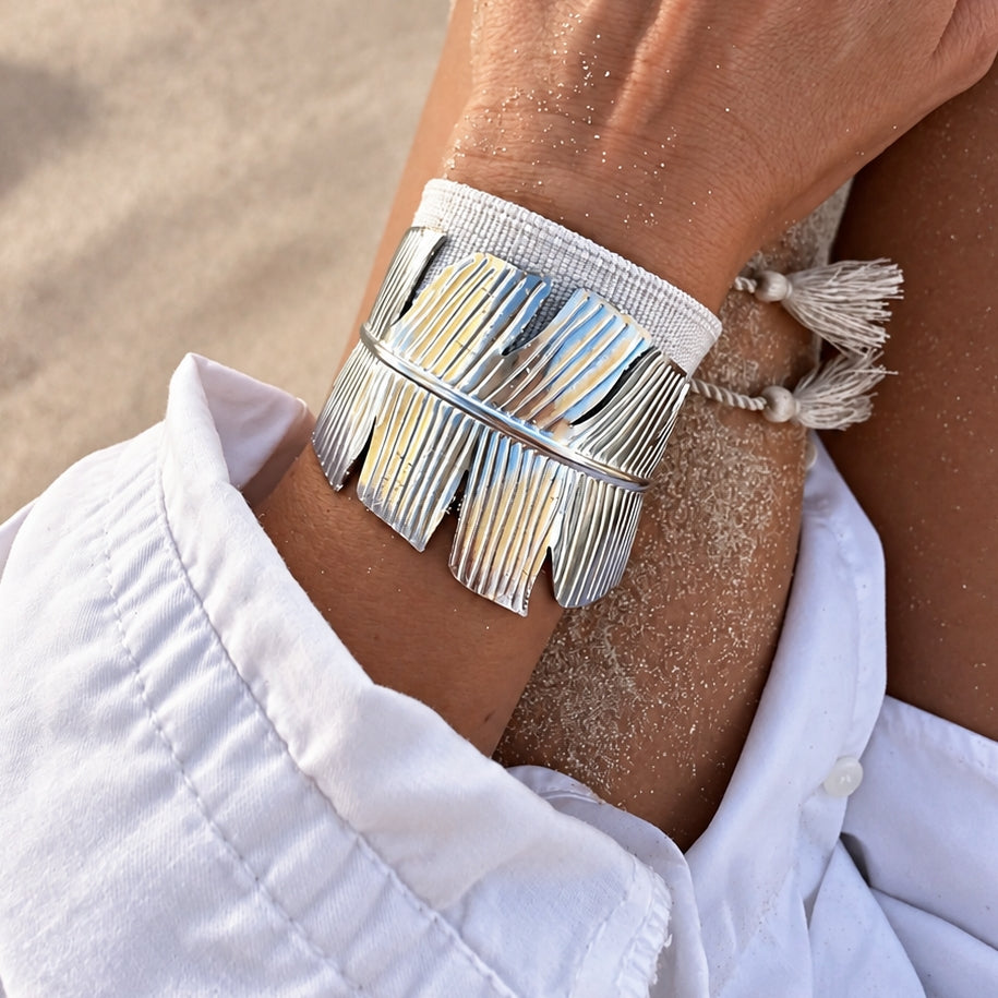 GRANDE FEATHER BRACELET