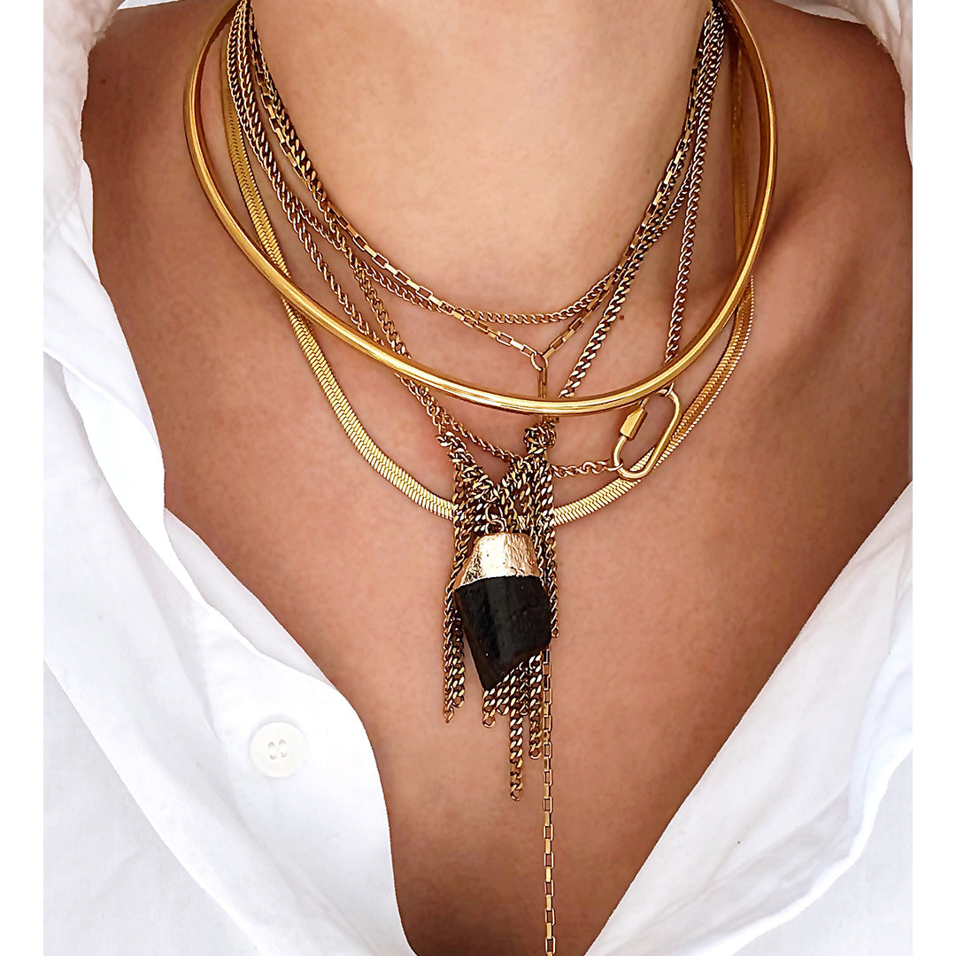 RAW NECKLACE