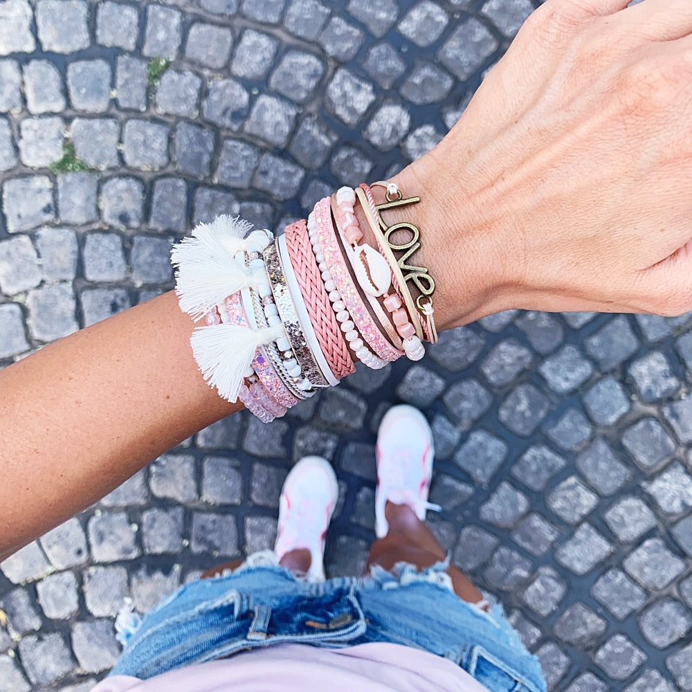SUMMER LOVE