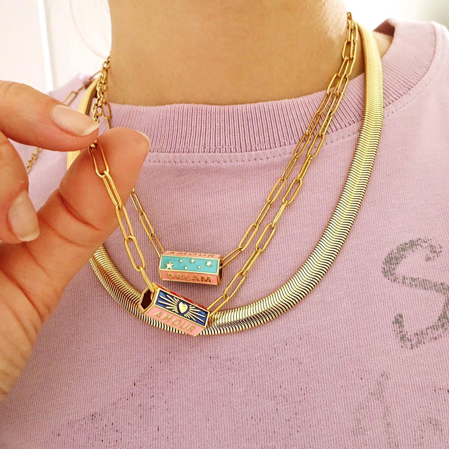 HAPPY NECKLACE