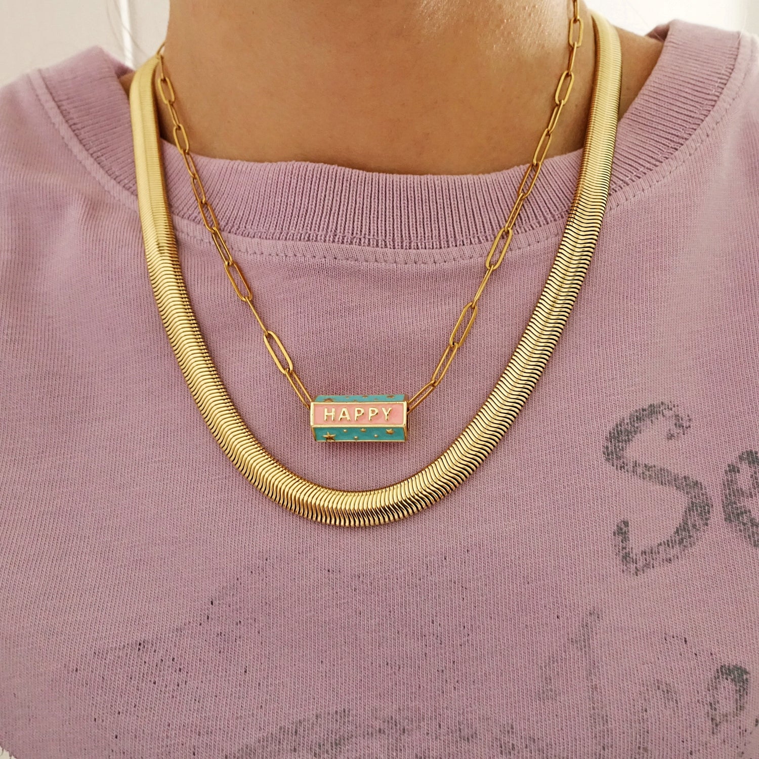 HAPPY NECKLACE