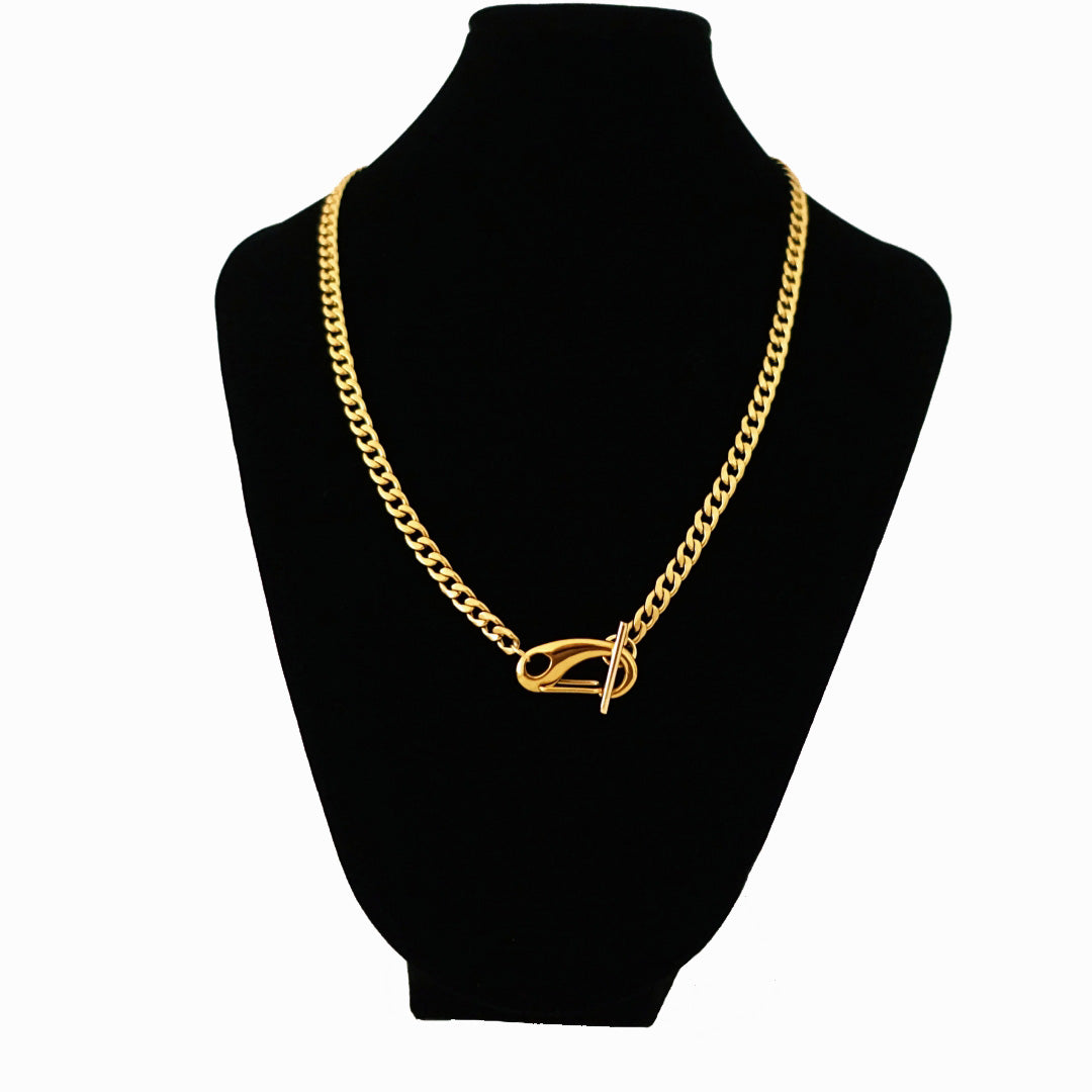 MASSIVE CHAIN NECKLACE