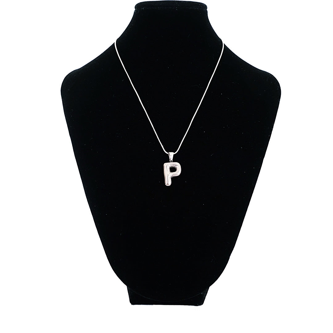 P BALLOON NECKLACE