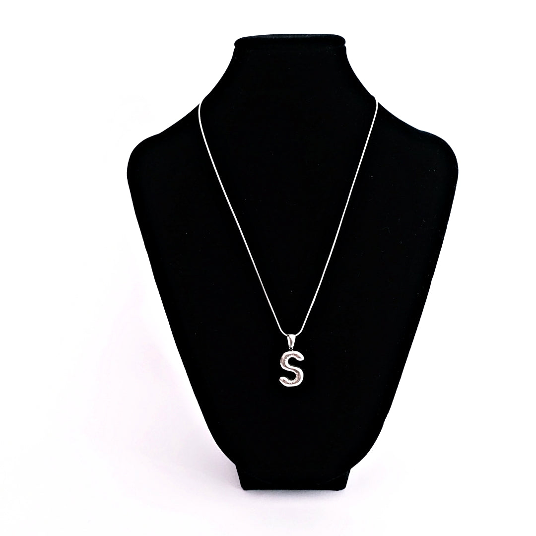 S BALLOON NECKLACE