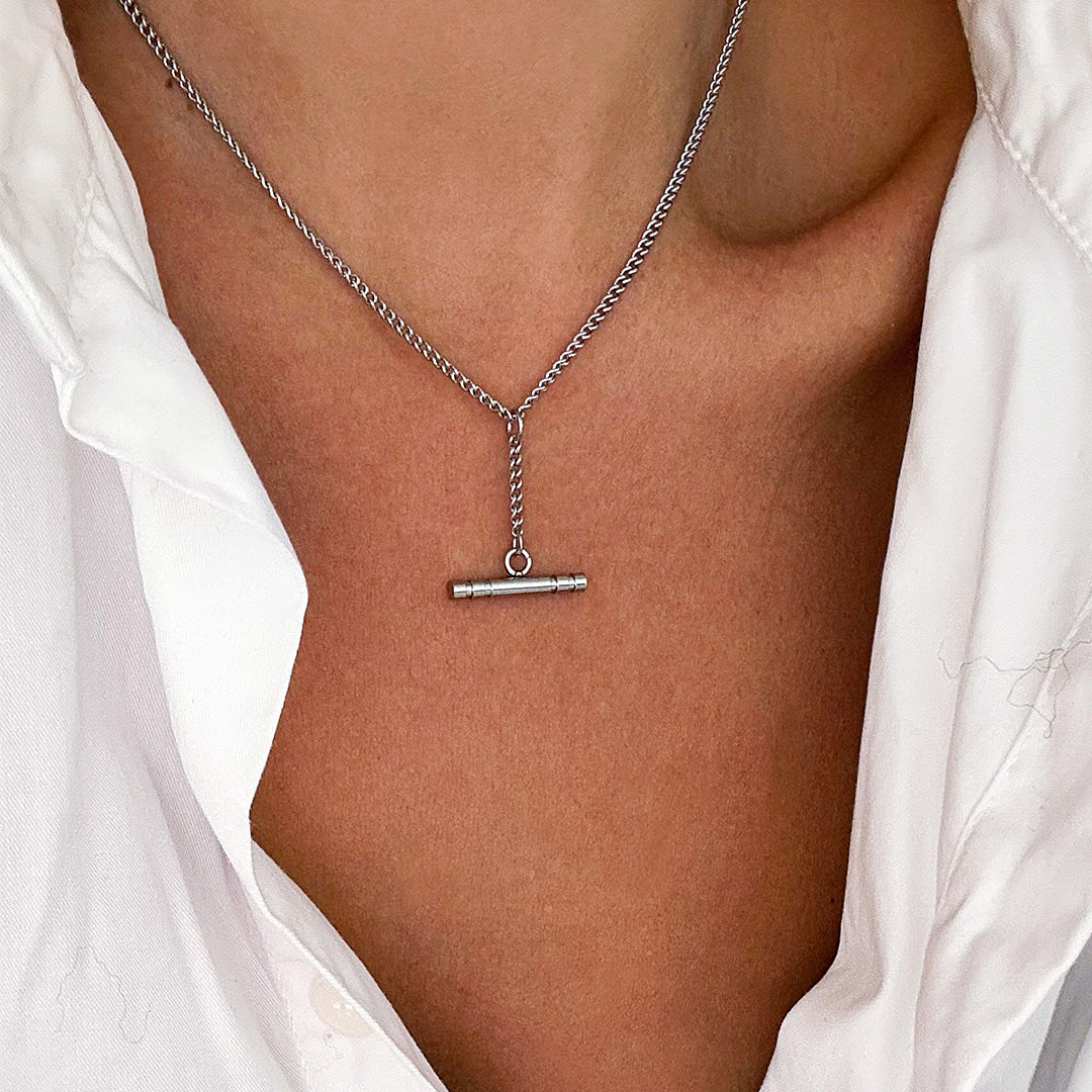 T NECKLACE