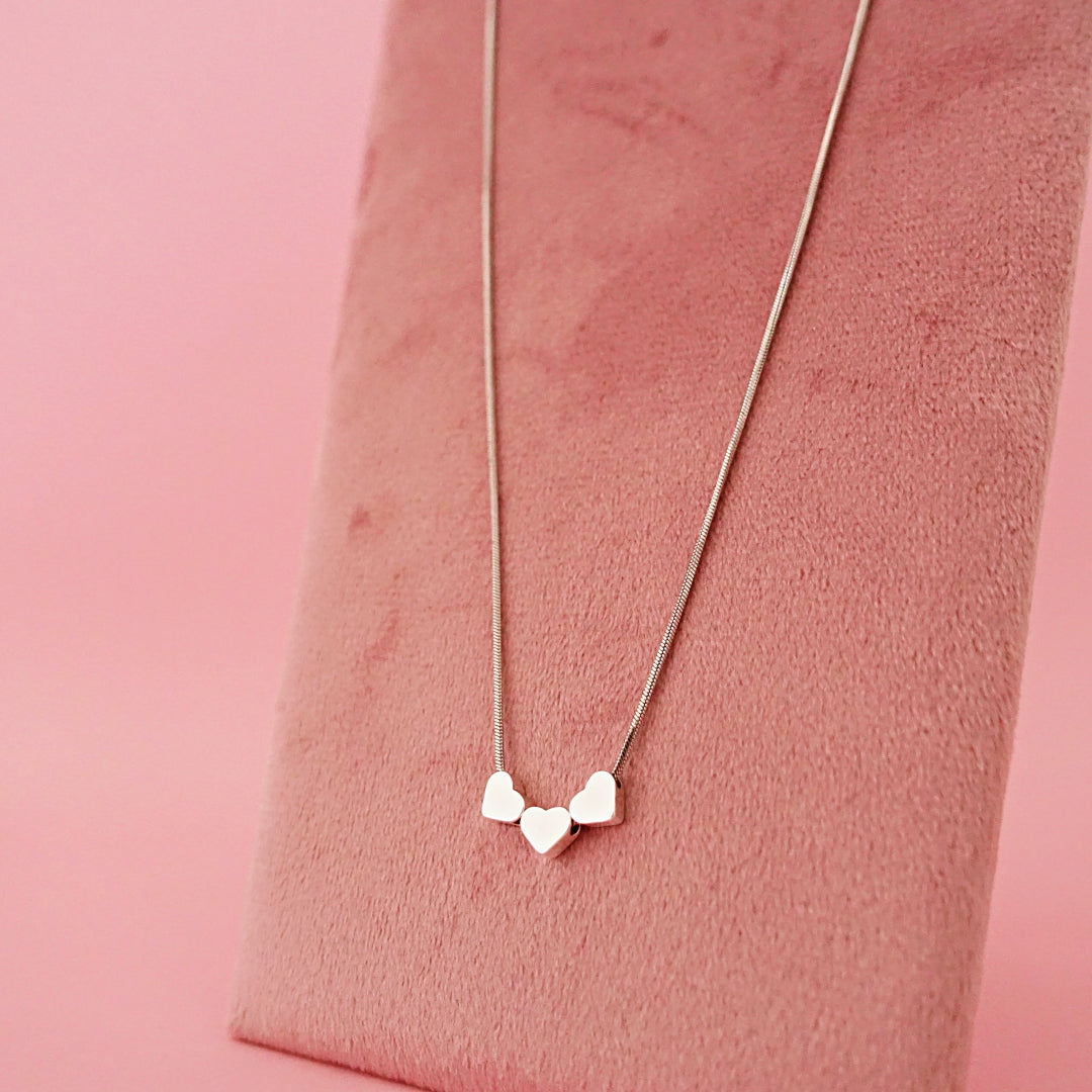 TRIPLE LOVE NECKLACE